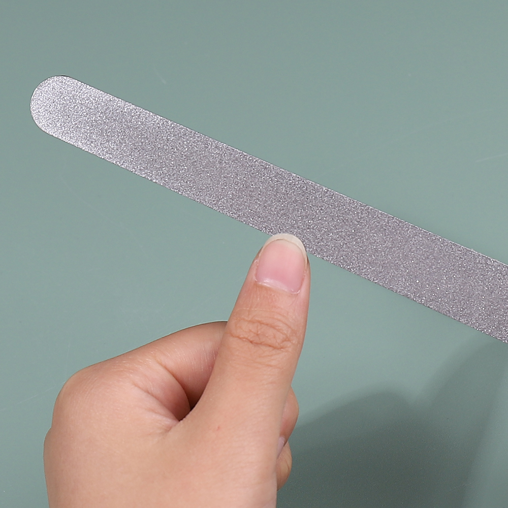 مبرد أظافر ماسي من الفولاذ الم - مراجعة Nail File Titanium وسعره